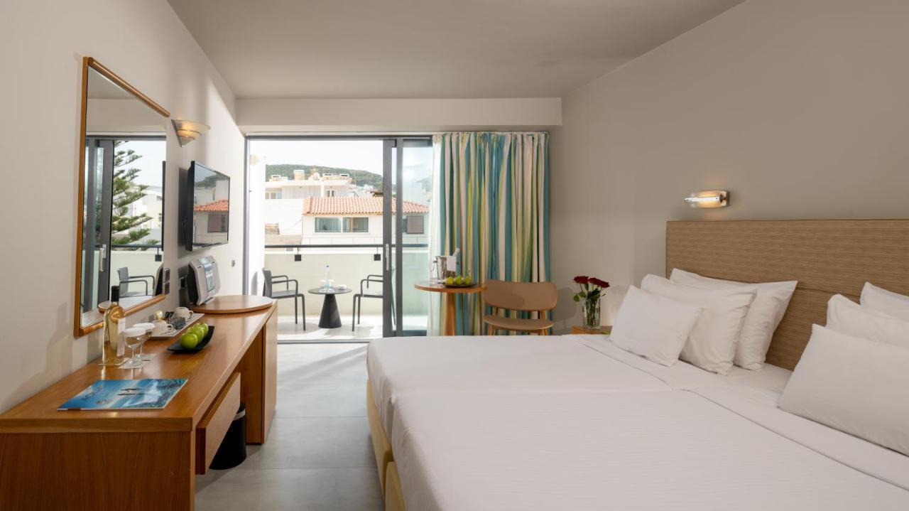 ホテル Aquila Porto Rethymno エクステリア 写真