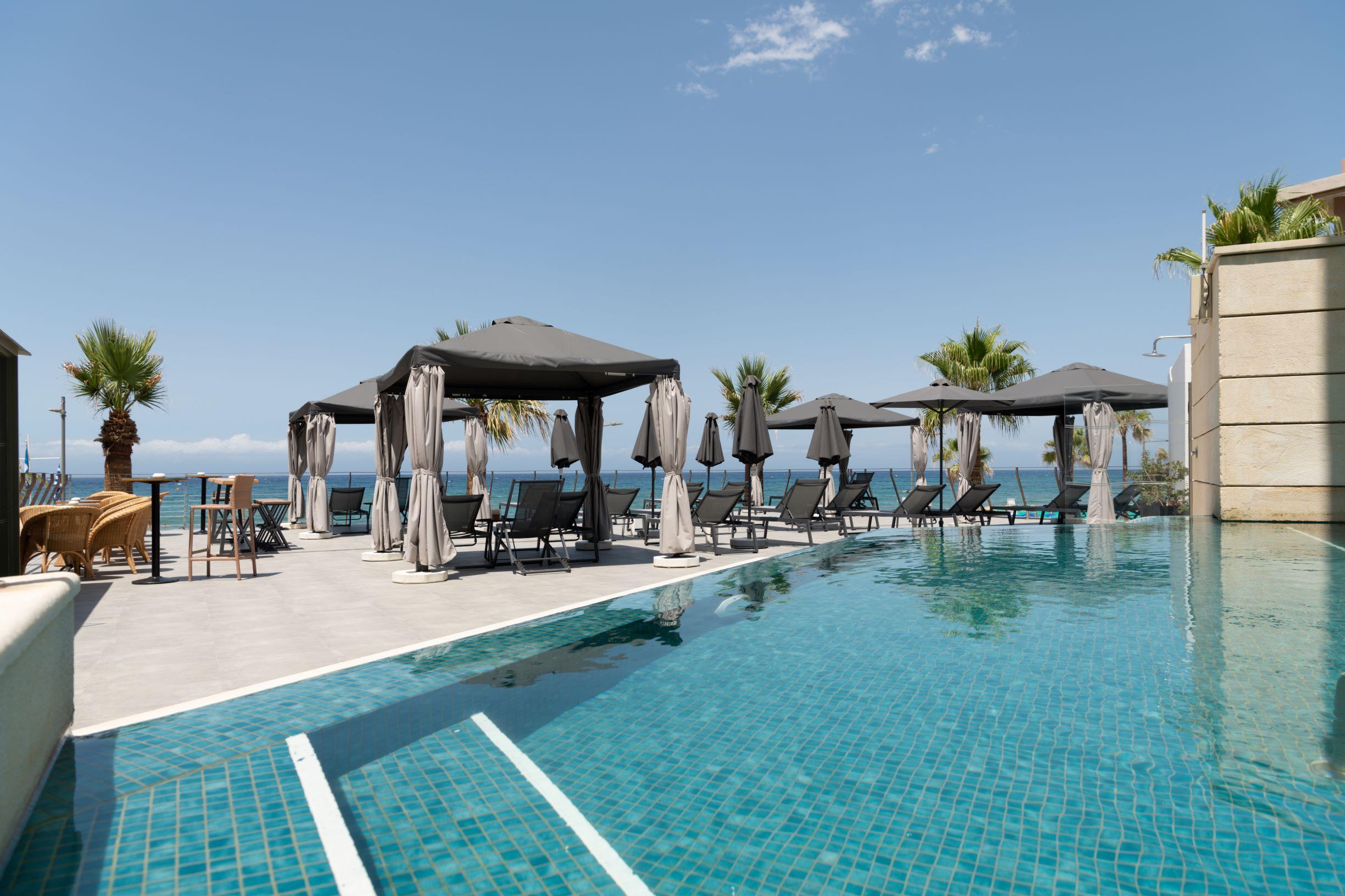 ホテル Aquila Porto Rethymno エクステリア 写真
