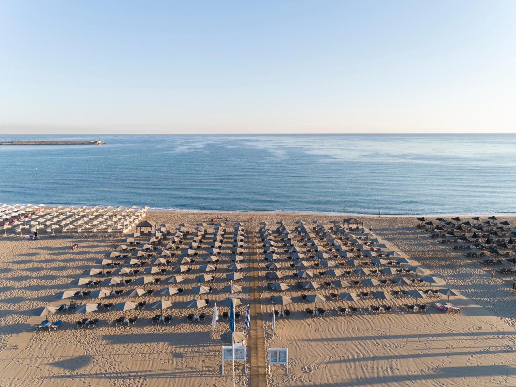 ホテル Aquila Porto Rethymno エクステリア 写真
